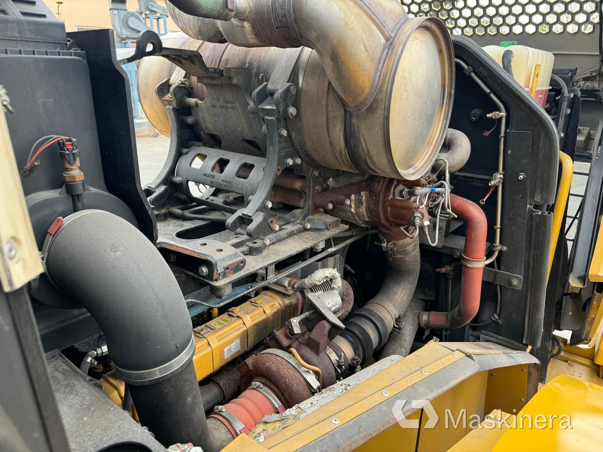 Chargeuse sur pneus Hjullastare CAT 972K