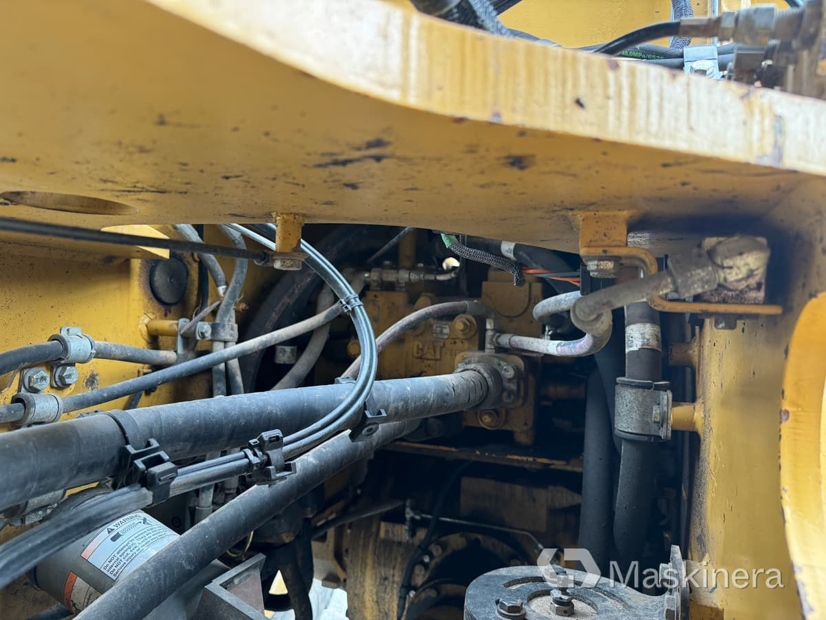 Chargeuse sur pneus Hjullastare CAT 972K