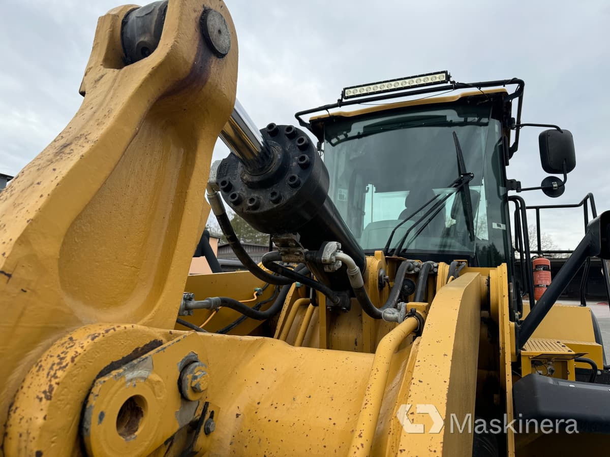 Chargeuse sur pneus Hjullastare CAT 972K