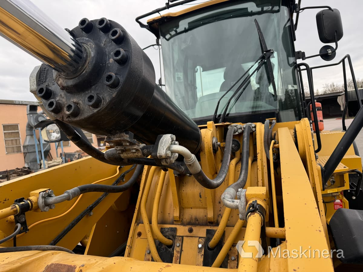 Chargeuse sur pneus Hjullastare CAT 972K