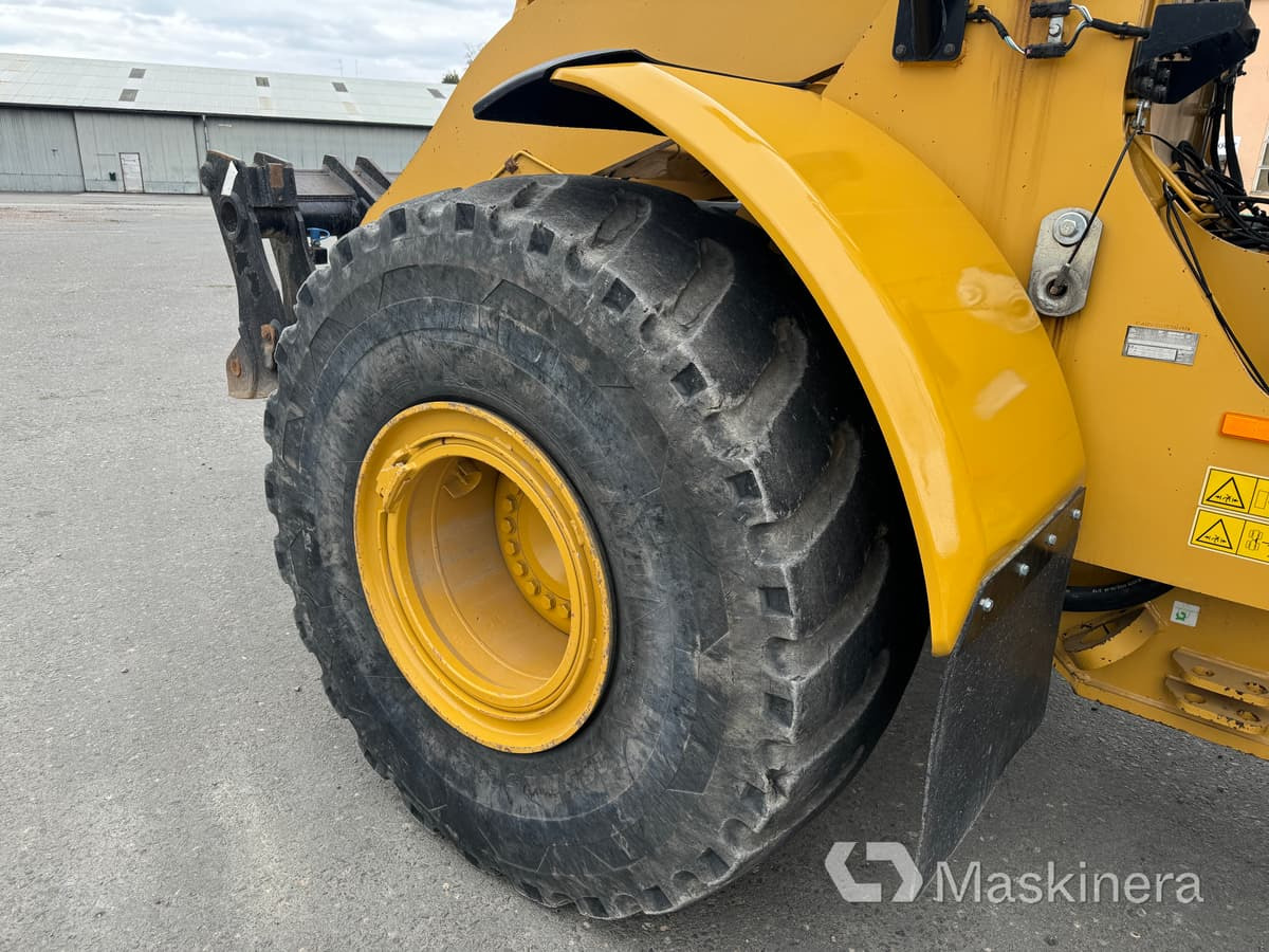 Chargeuse sur pneus Hjullastare CAT 972K