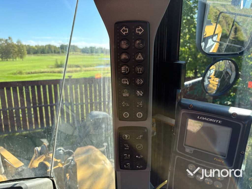 Chargeuse sur pneus Hjullastare - CAT 980K