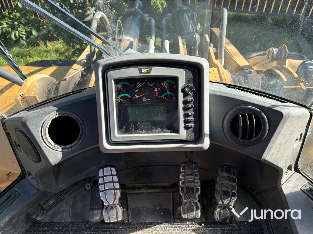 Chargeuse sur pneus Hjullastare - CAT 980K