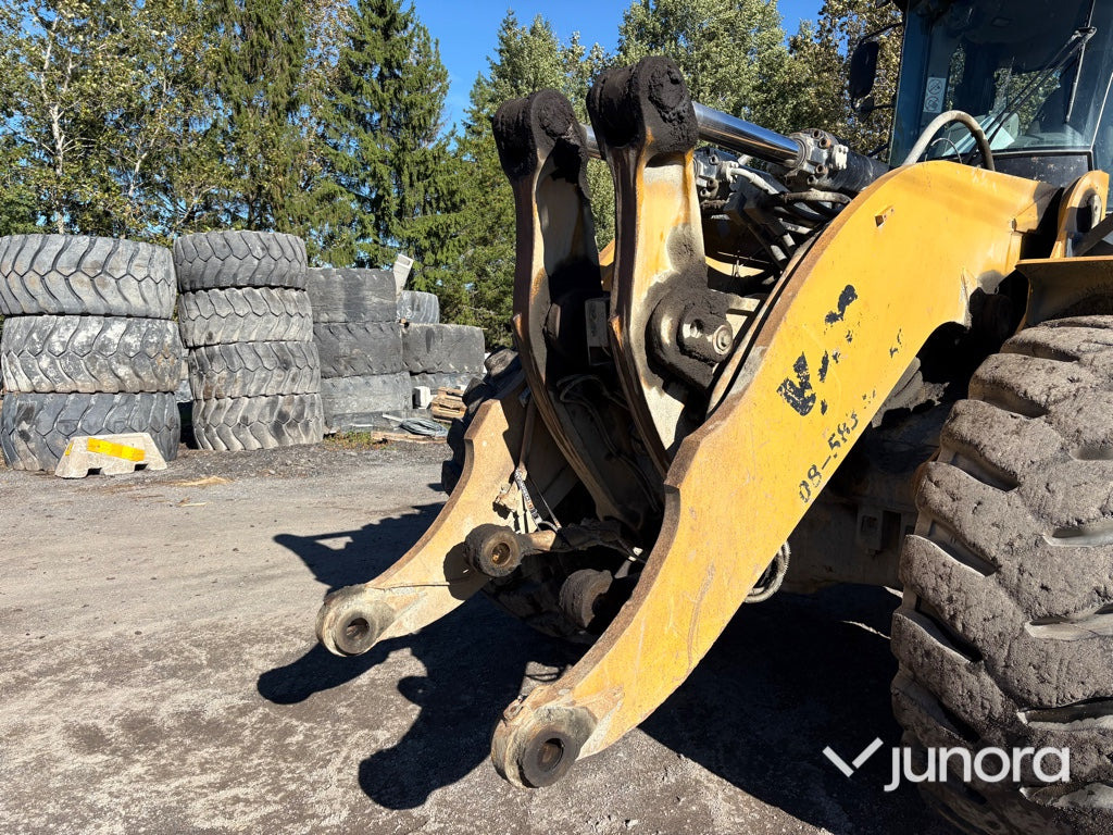 Chargeuse sur pneus Hjullastare - CAT 980K