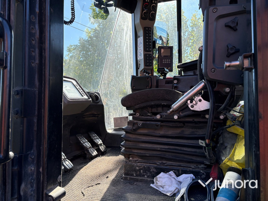 Chargeuse sur pneus Hjullastare - CAT 980K