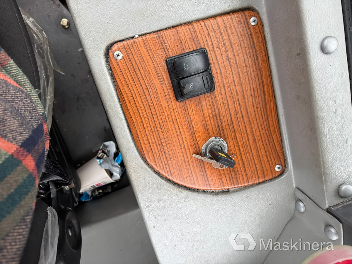 Chargeuse sur pneus Hjullastare Everun ER416