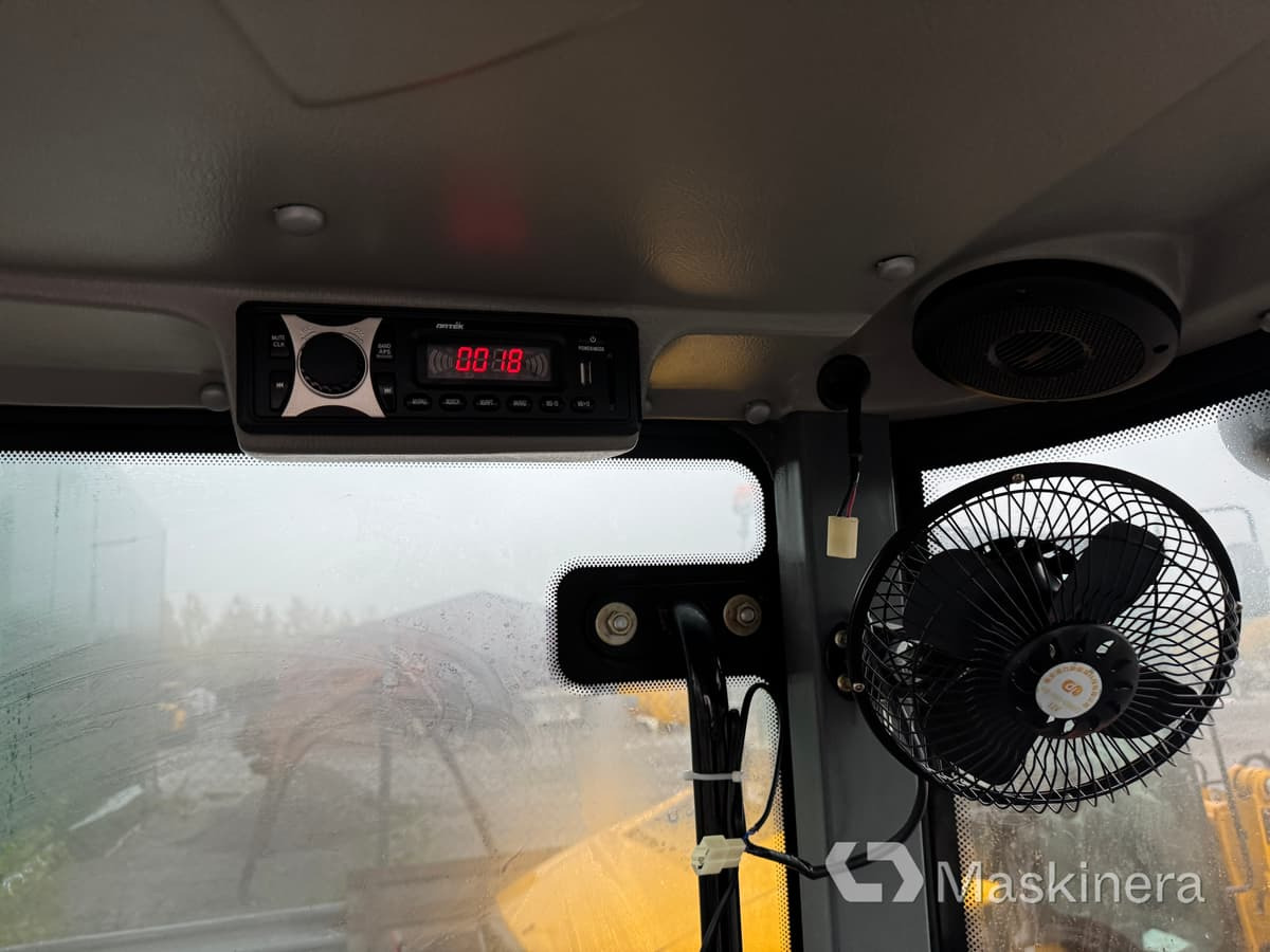 Chargeuse sur pneus Hjullastare Everun ER416