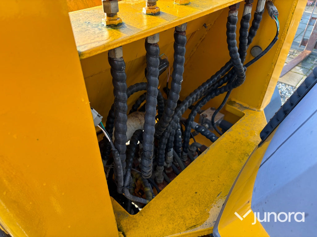 Chargeuse sur pneus Hjullastare - Hongyuan ZL18F+