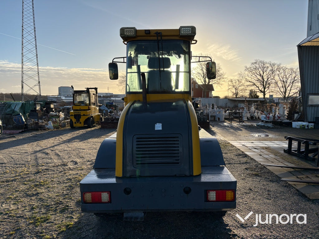 Chargeuse sur pneus Hjullastare - Hongyuan ZL18F+