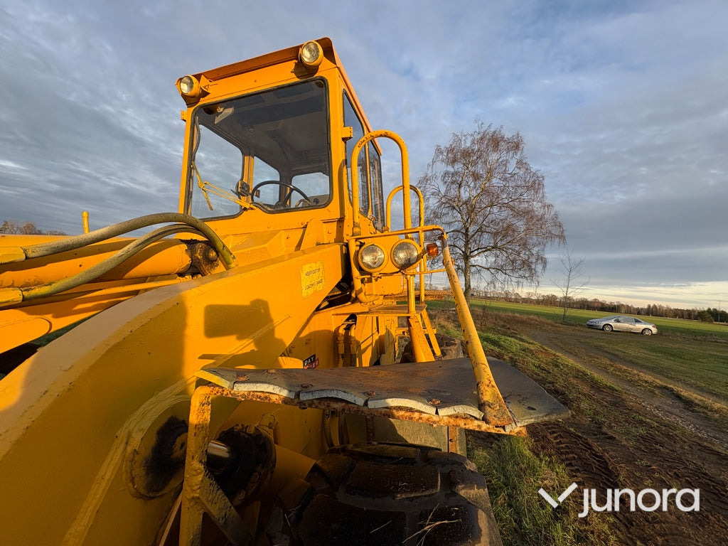 Chargeuse sur pneus Hjullastare - IH H-50B