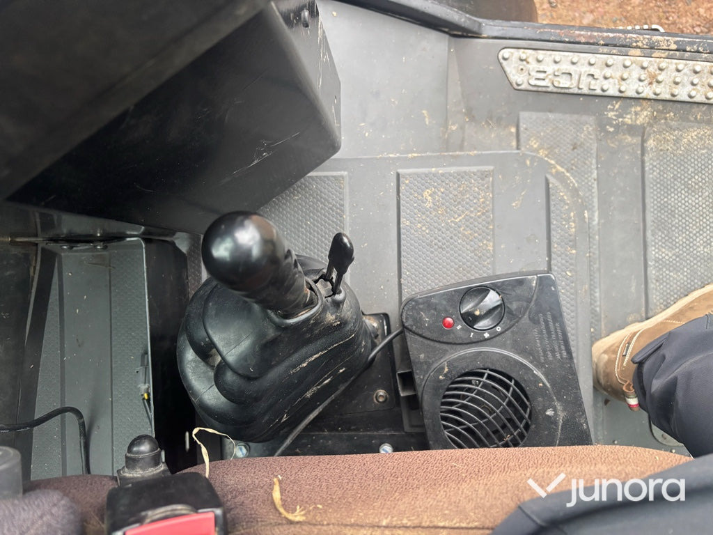 Chargeuse sur pneus Hjullastare - JCB 407 SV