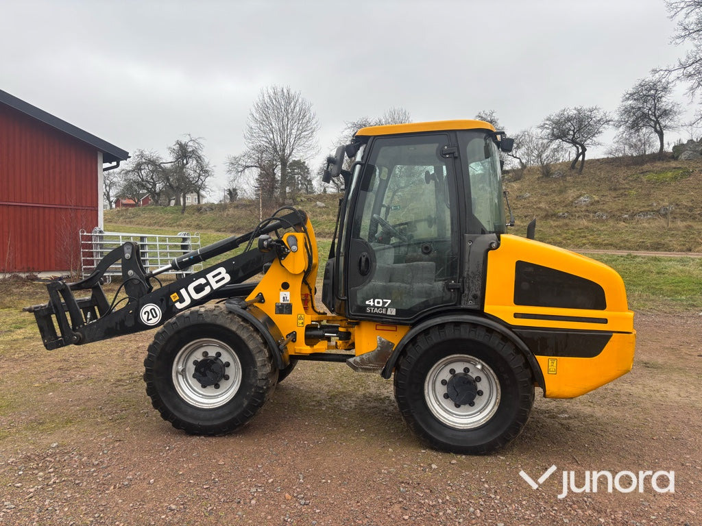Chargeuse sur pneus Hjullastare - JCB 407 SV
