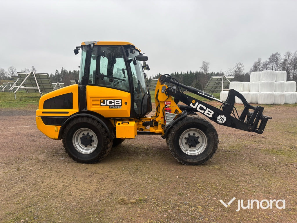 Chargeuse sur pneus Hjullastare - JCB 407 SV