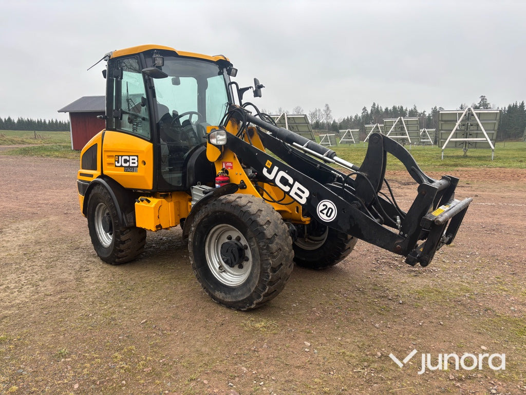 Chargeuse sur pneus Hjullastare - JCB 407 SV