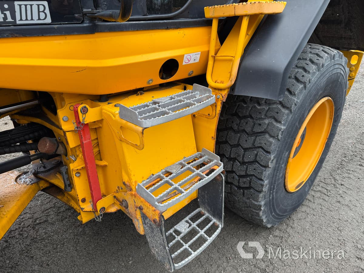Chargeuse sur pneus Hjullastare JCB 413S