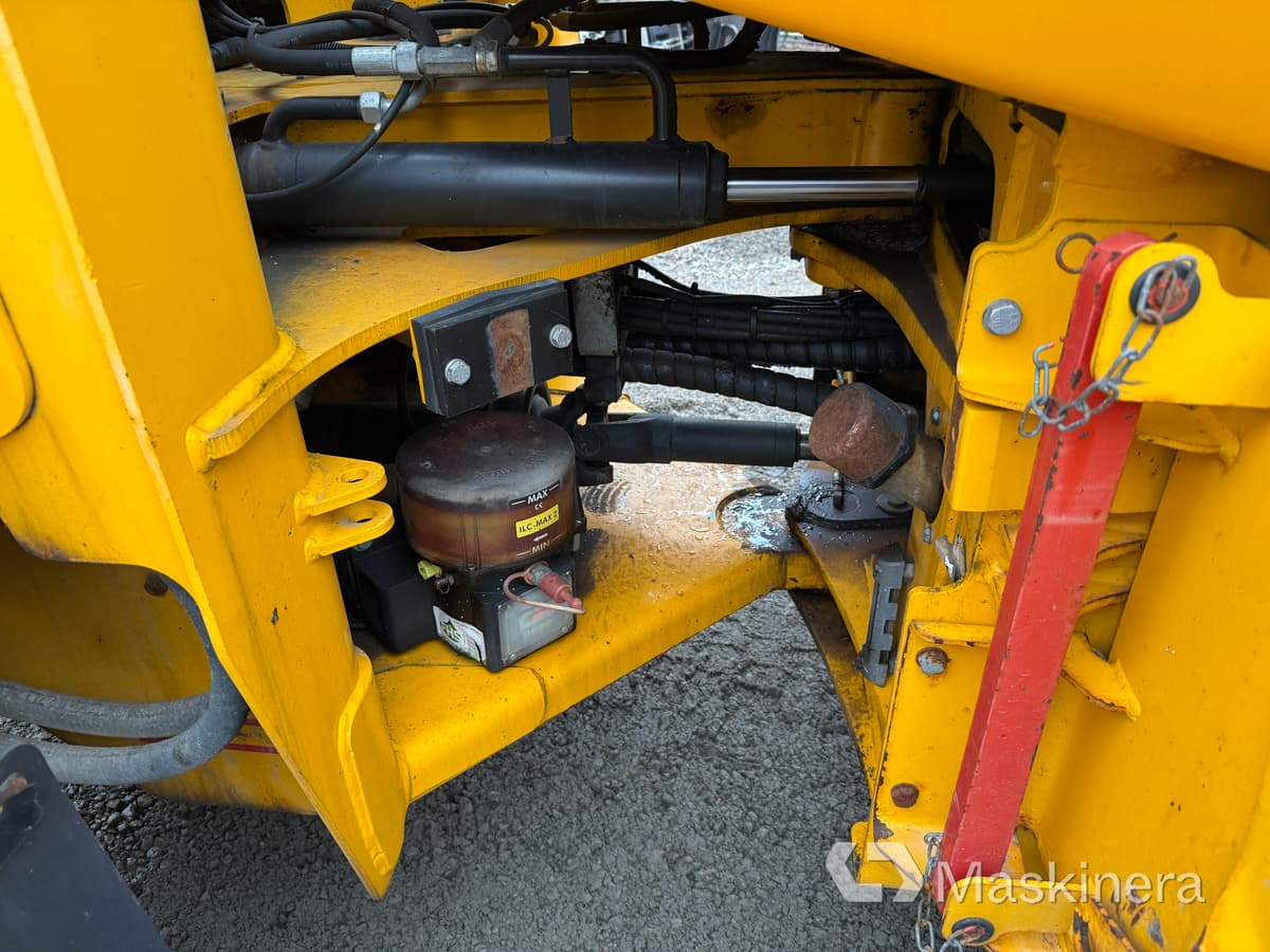 Chargeuse sur pneus Hjullastare JCB 413S