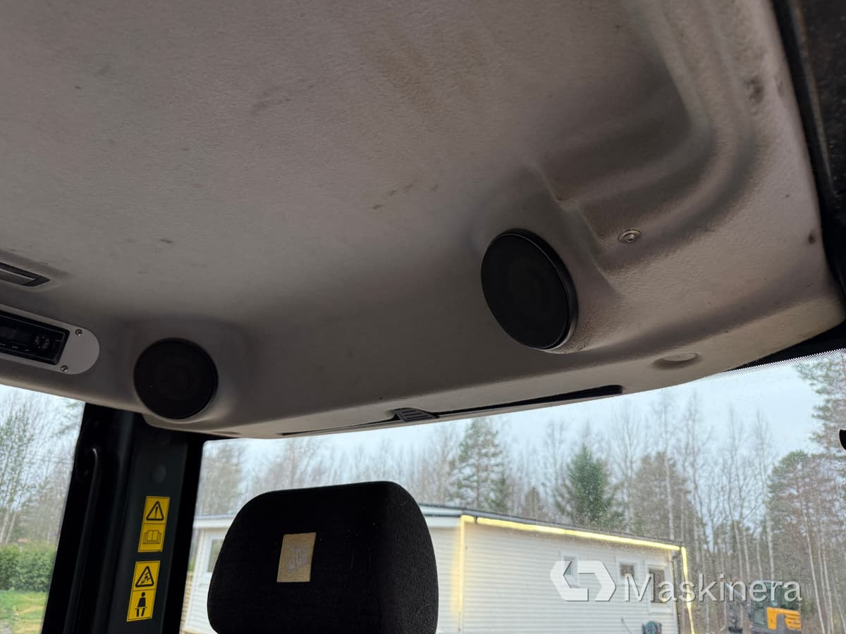 Chargeuse sur pneus Hjullastare JCB 413S