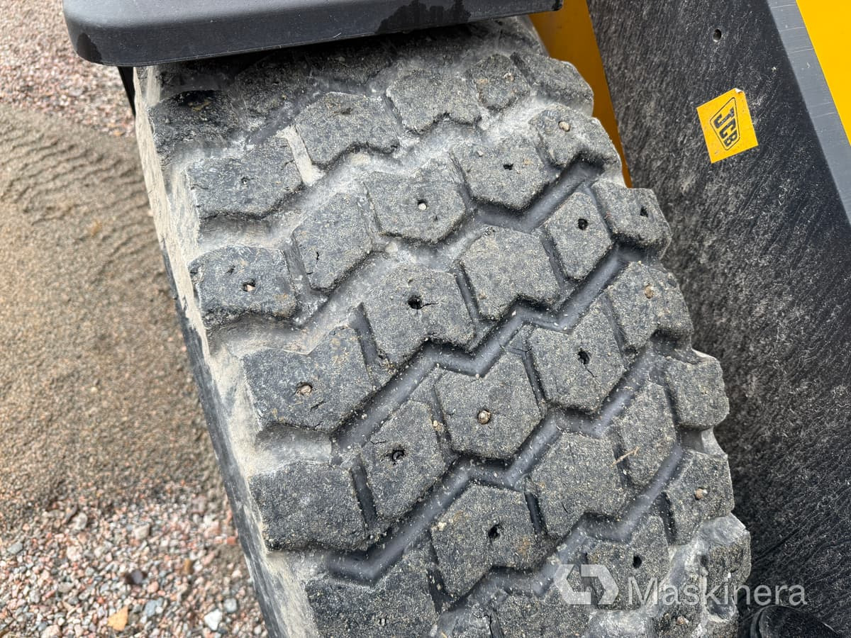 Chargeuse sur pneus Hjullastare JCB 413S