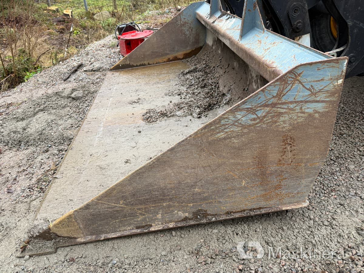 Chargeuse sur pneus Hjullastare JCB 413S