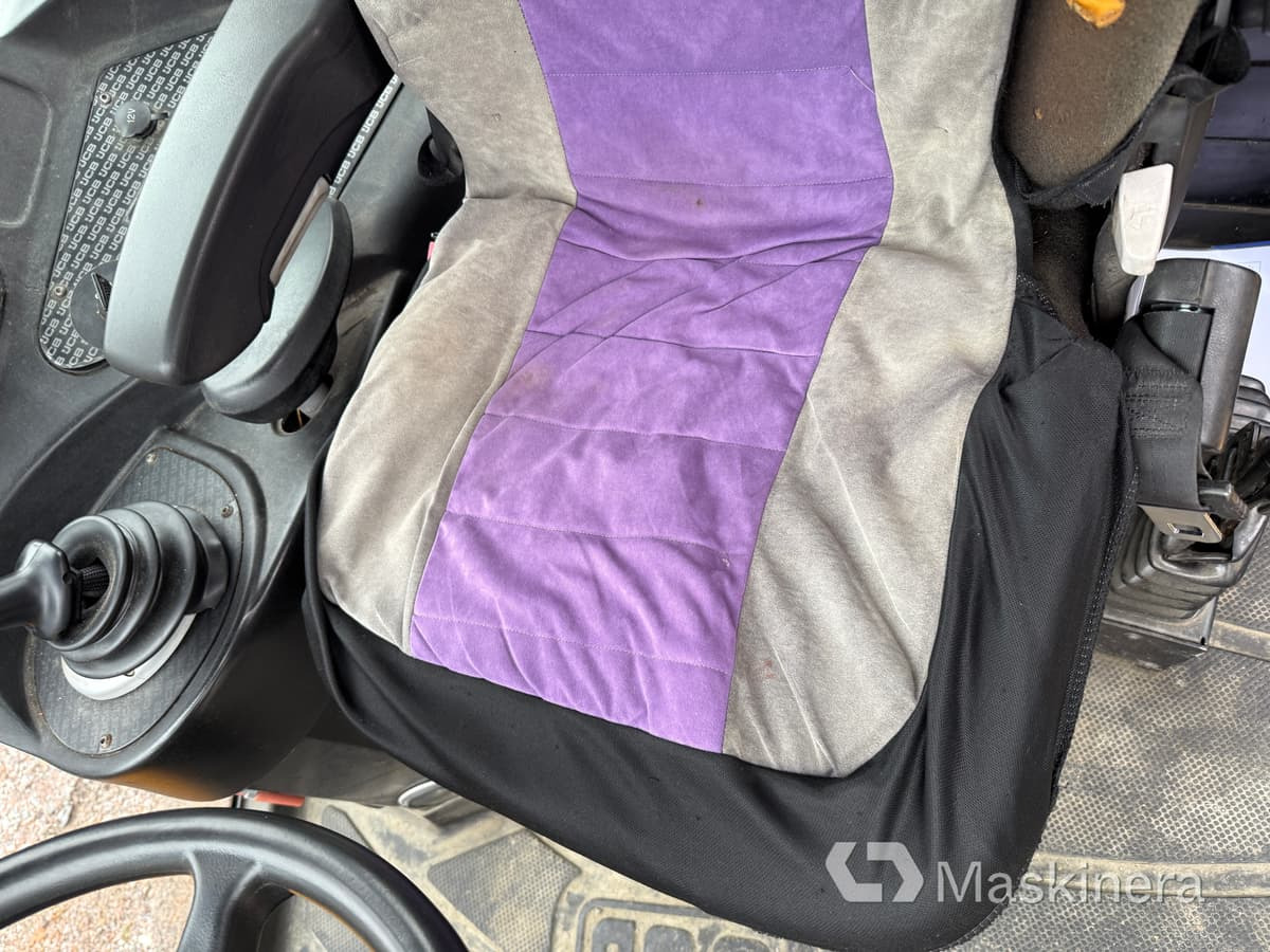 Chargeuse sur pneus Hjullastare JCB 413S