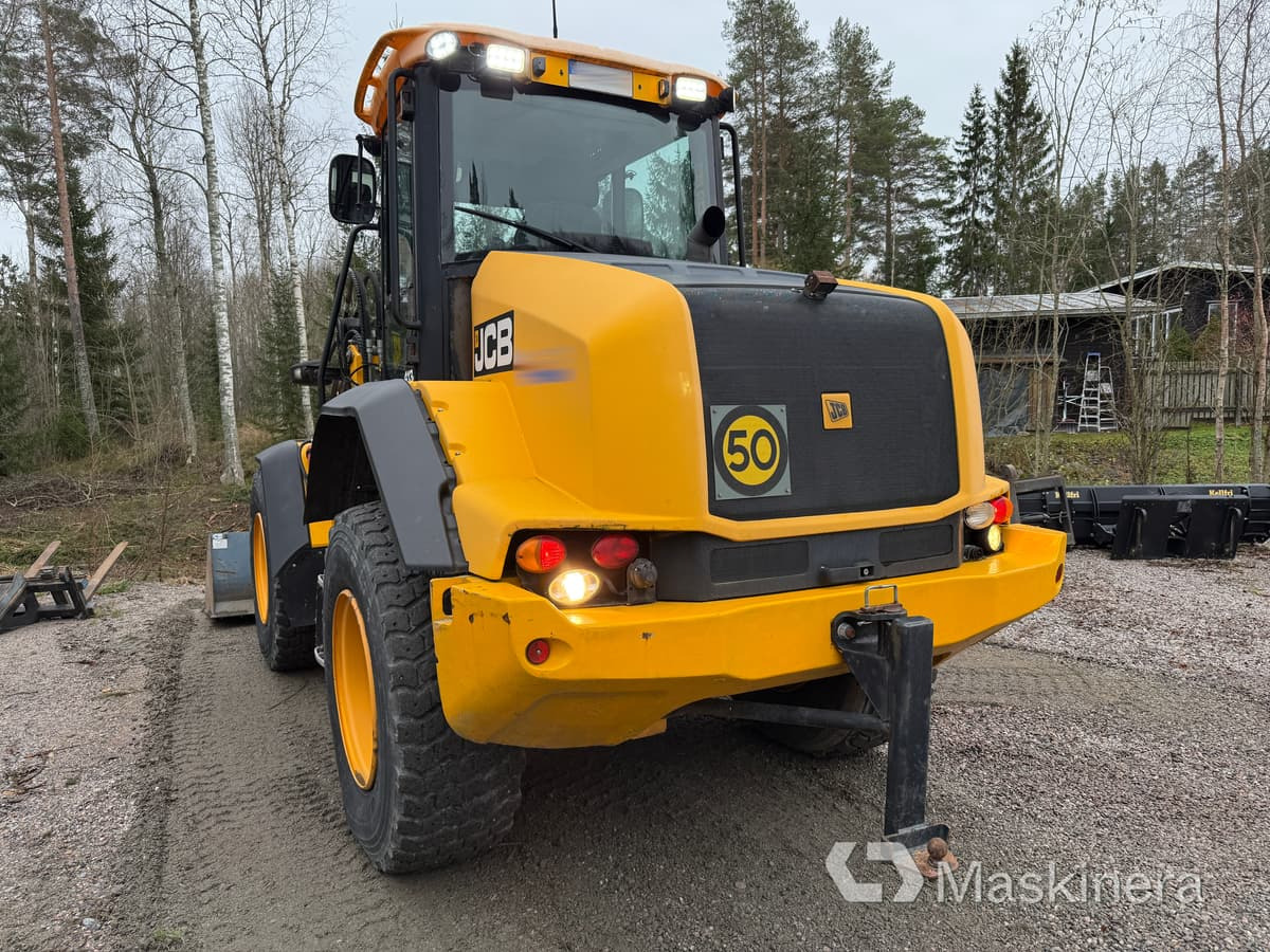 Chargeuse sur pneus Hjullastare JCB 413S