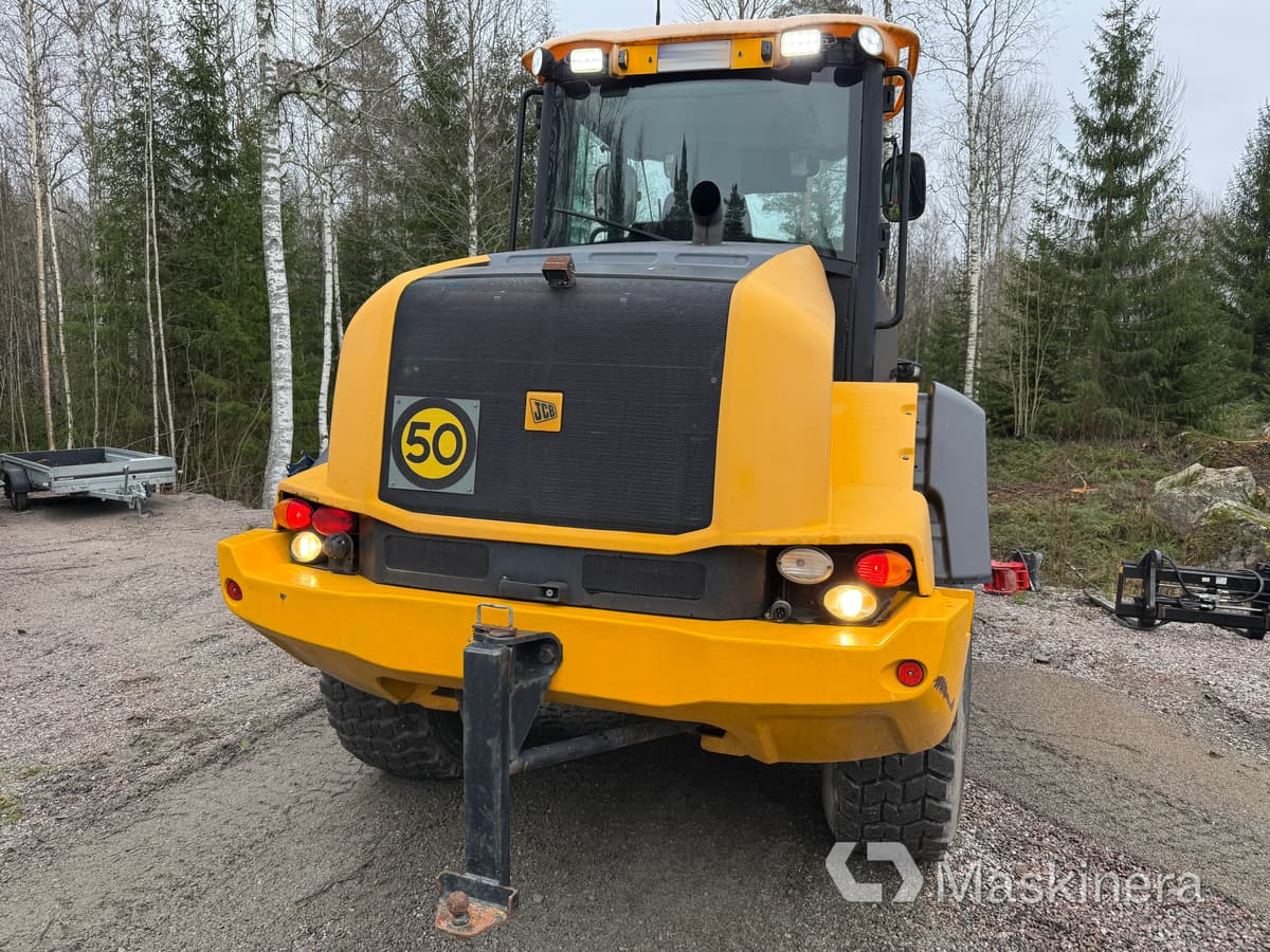 Chargeuse sur pneus Hjullastare JCB 413S