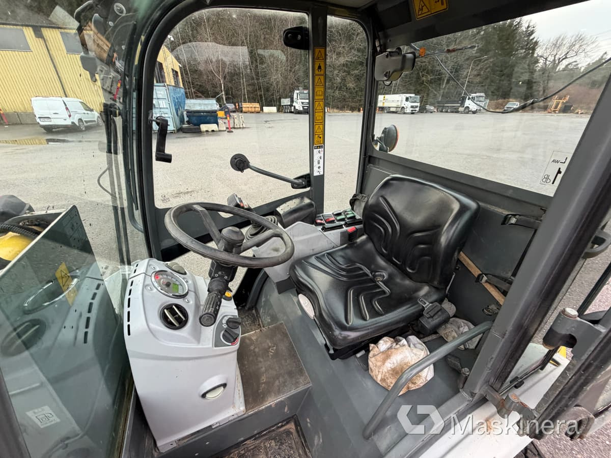 Chargeuse sur pneus Hjullastare Kramer 5035