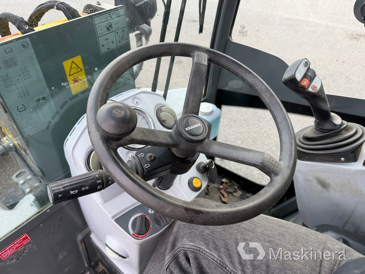 Chargeuse sur pneus Hjullastare Kramer 5035
