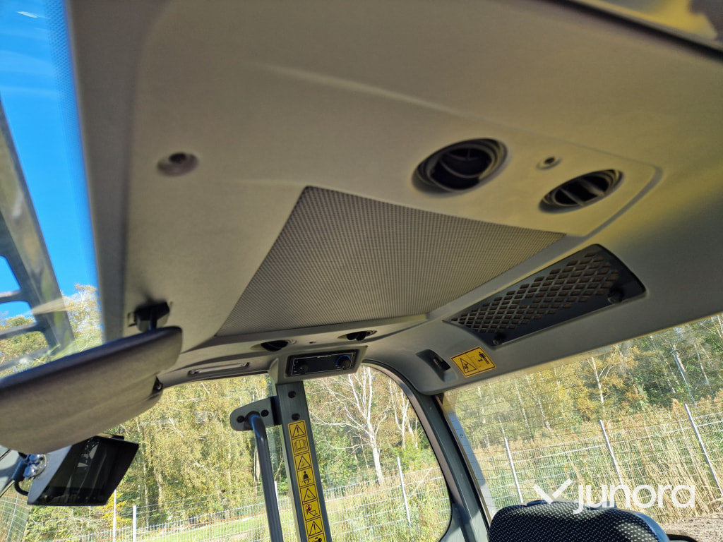 Chargeuse sur pneus Hjullastare - Kramer, 8115