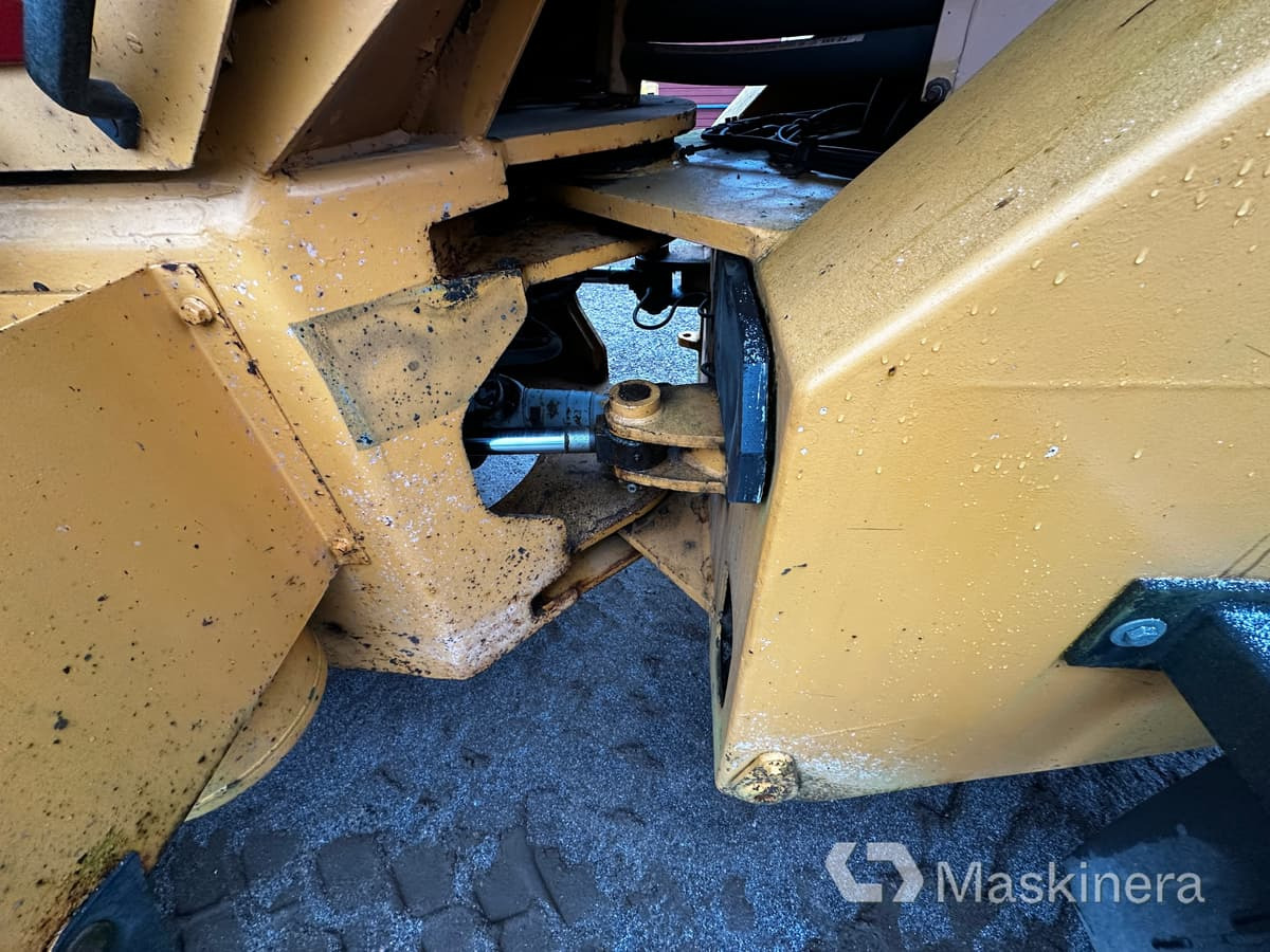 Chargeuse sur pneus Hjullastare Ljungby 1322