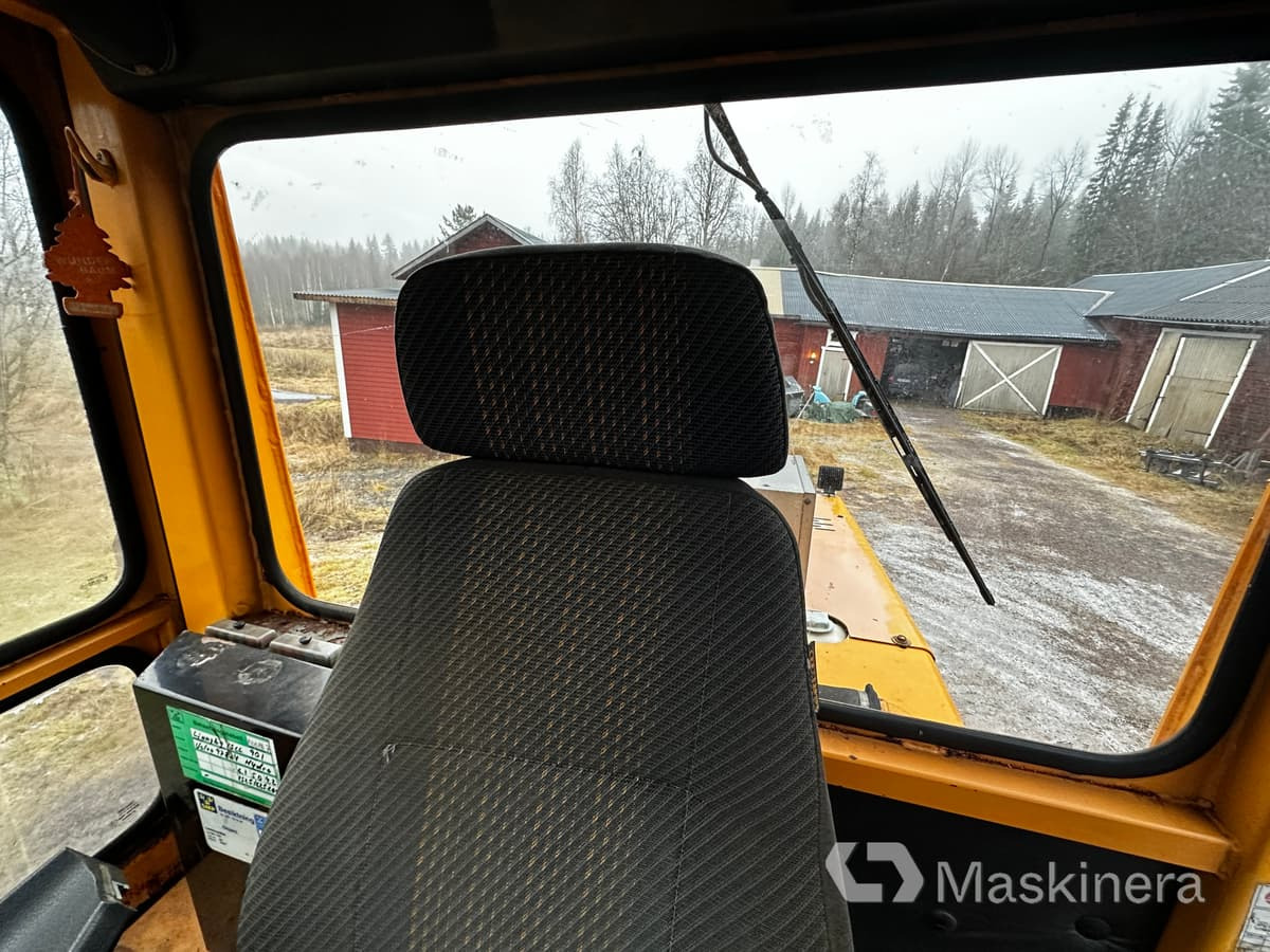 Chargeuse sur pneus Hjullastare Ljungby 1322