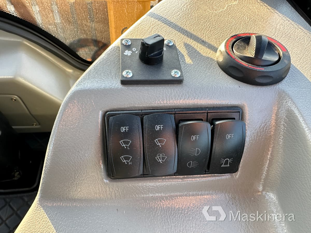 Chargeuse sur pneus Hjullastare Swekip 2360