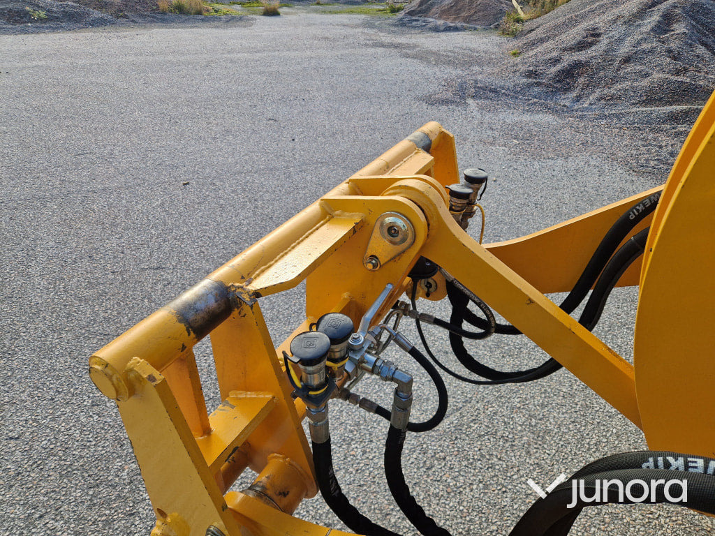 Chargeuse sur pneus Hjullastare - Swekip 3080