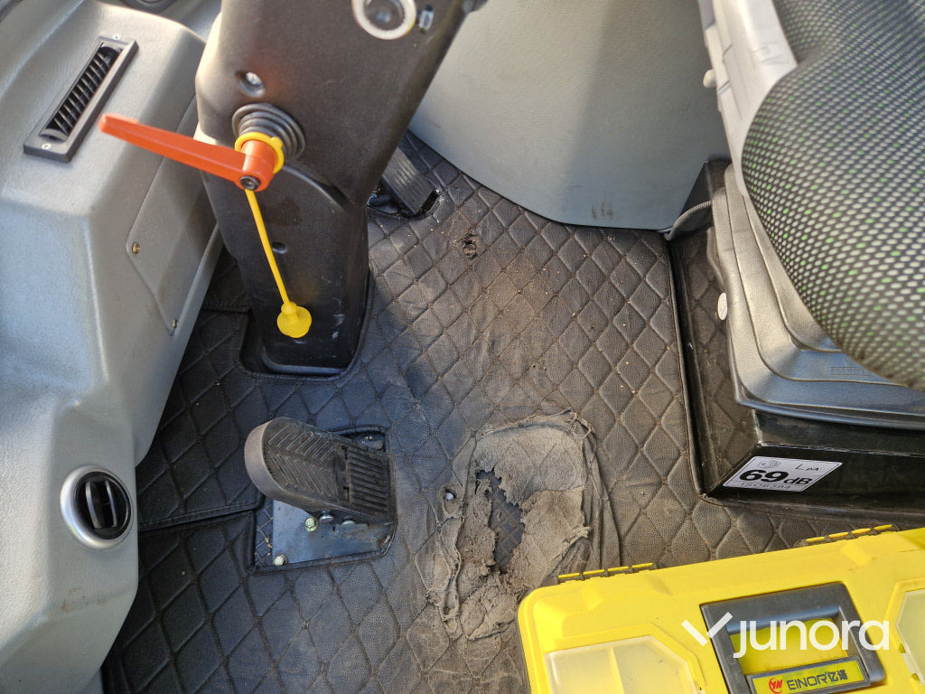 Chargeuse sur pneus Hjullastare - Swekip 3080