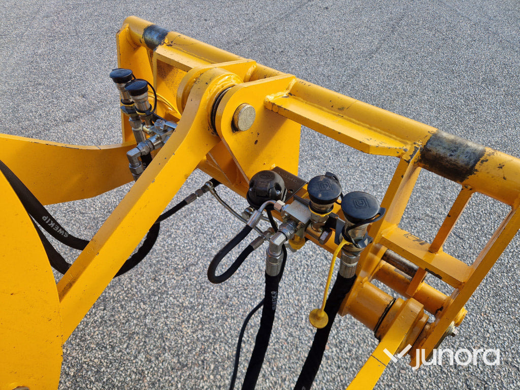 Chargeuse sur pneus Hjullastare - Swekip 3080