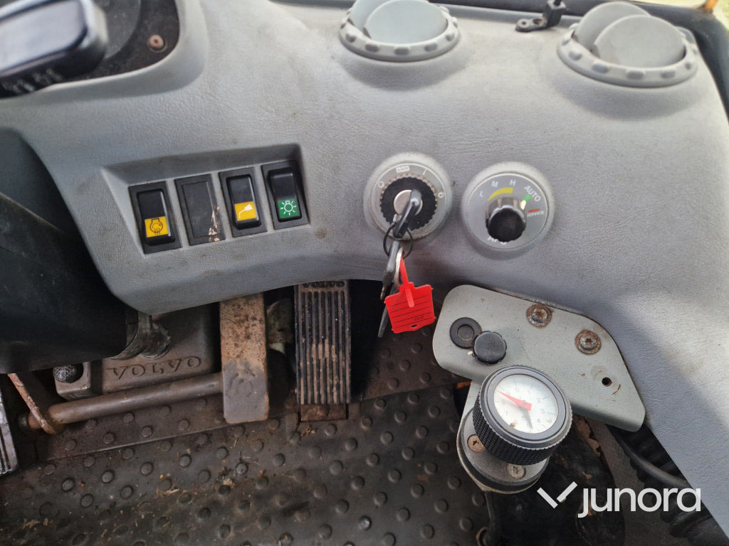 Chargeuse sur pneus Hjullastare - Volvo BM, L70E