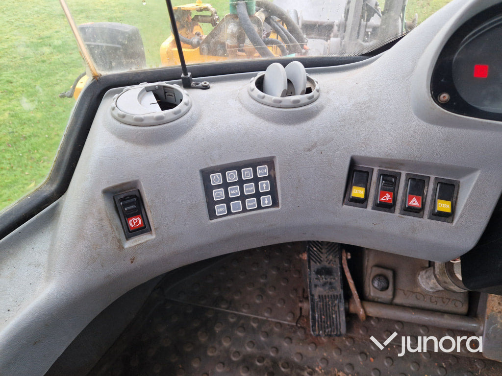 Chargeuse sur pneus Hjullastare - Volvo BM, L70E