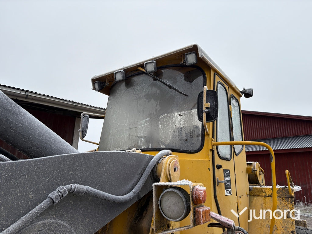 Chargeuse sur pneus Hjullastare - Volvo BM LM-1240
