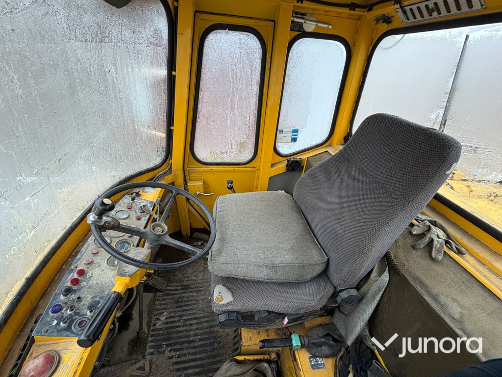 Chargeuse sur pneus Hjullastare - Volvo BM LM-1240