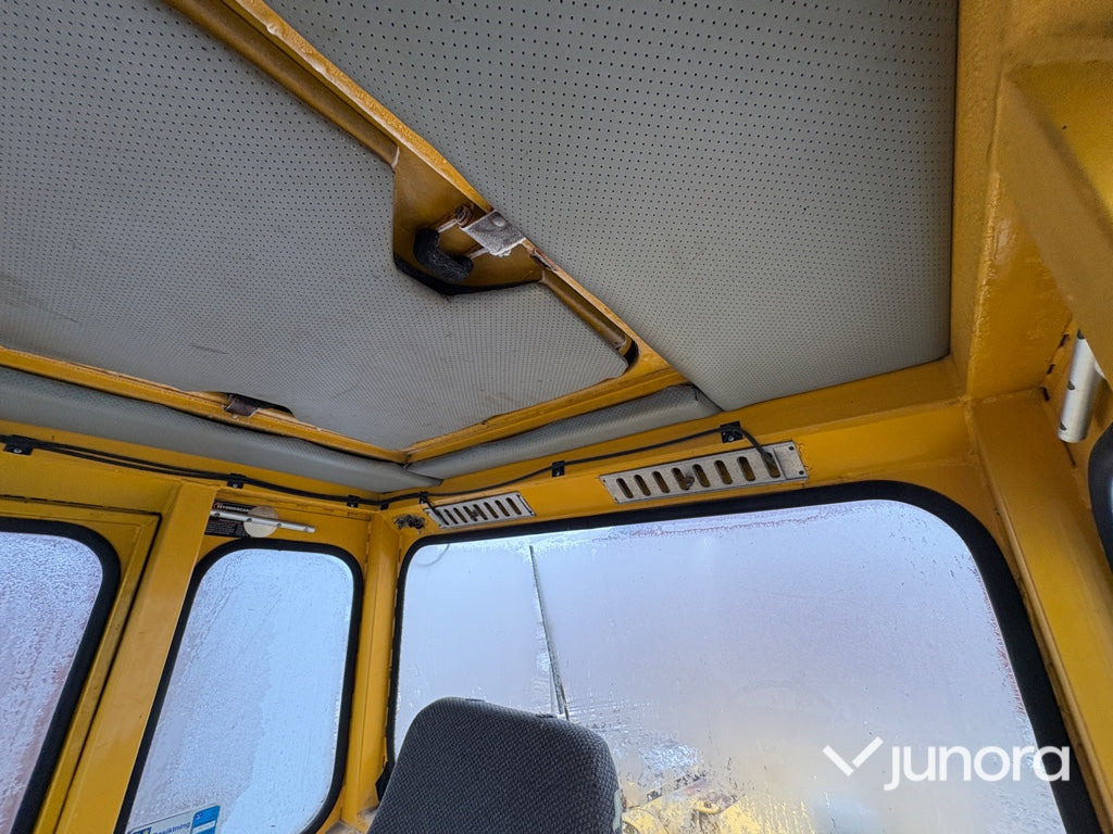 Chargeuse sur pneus Hjullastare - Volvo BM LM-1240