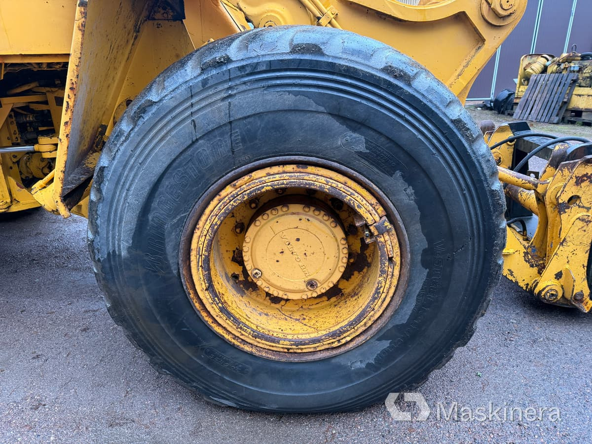 Chargeuse sur pneus Hjullastare Volvo BM LM 846