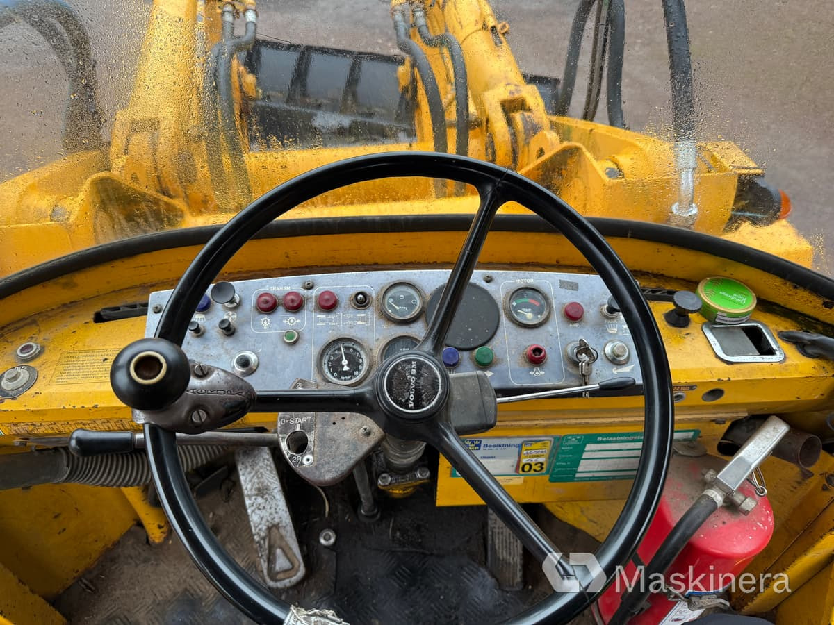 Chargeuse sur pneus Hjullastare Volvo BM LM 846