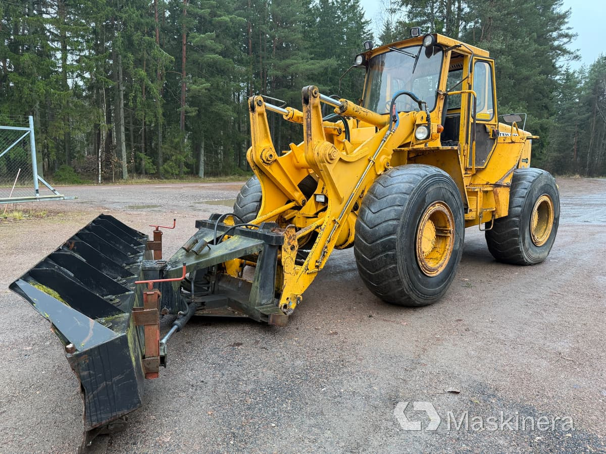 Chargeuse sur pneus Hjullastare Volvo BM LM 846