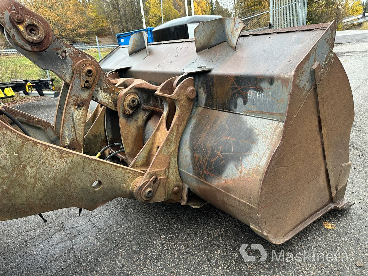 Chargeuse sur pneus Hjullastare Volvo L120F