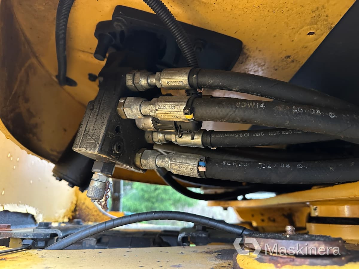 Chargeuse sur pneus Hjullastare Volvo L120F