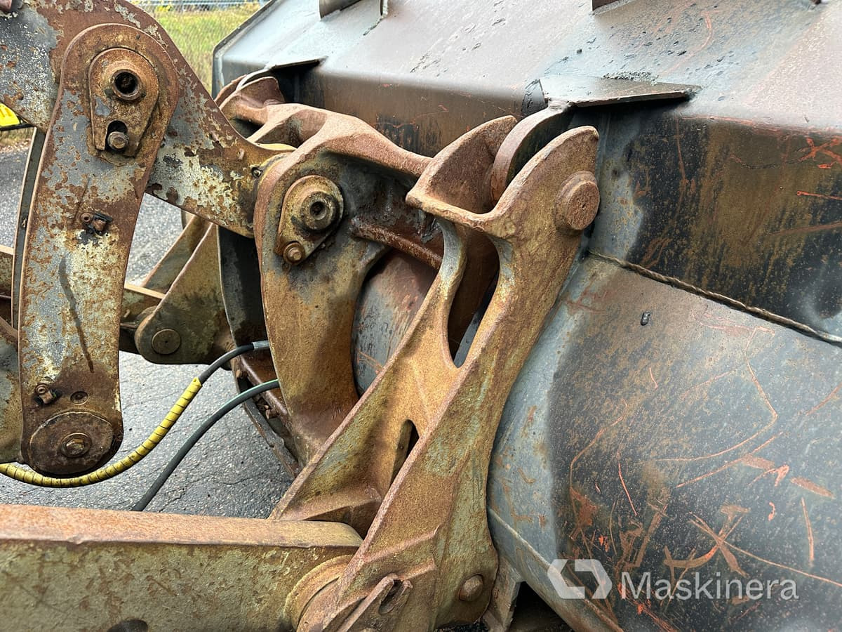 Chargeuse sur pneus Hjullastare Volvo L120F