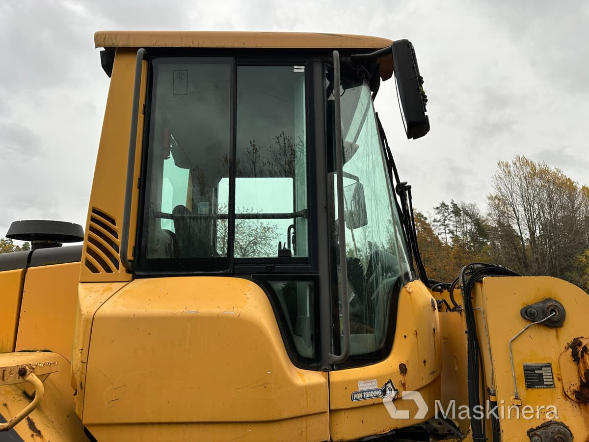 Chargeuse sur pneus Hjullastare Volvo L120F