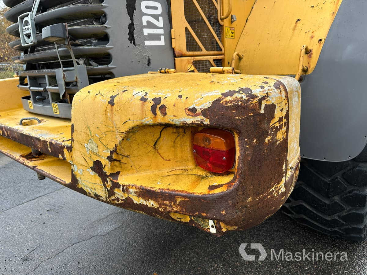 Chargeuse sur pneus Hjullastare Volvo L120F