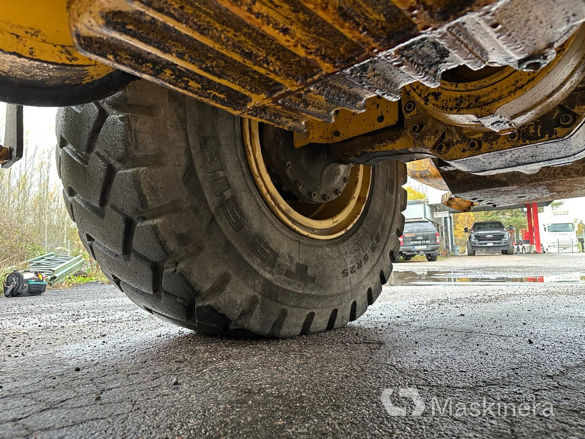 Chargeuse sur pneus Hjullastare Volvo L120F