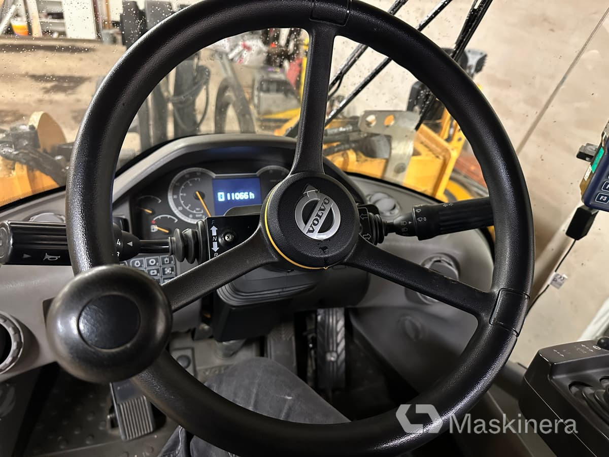 Chargeuse sur pneus Hjullastare Volvo L180H